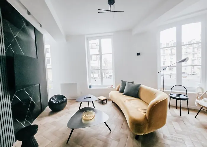 Gonzague N2 - Center - 88 M2 *