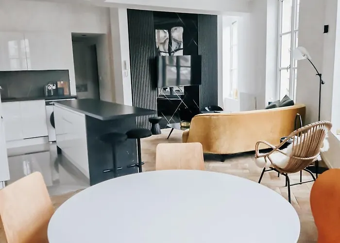 Lejlighed Gonzague N2 - Center - 88 M2 *